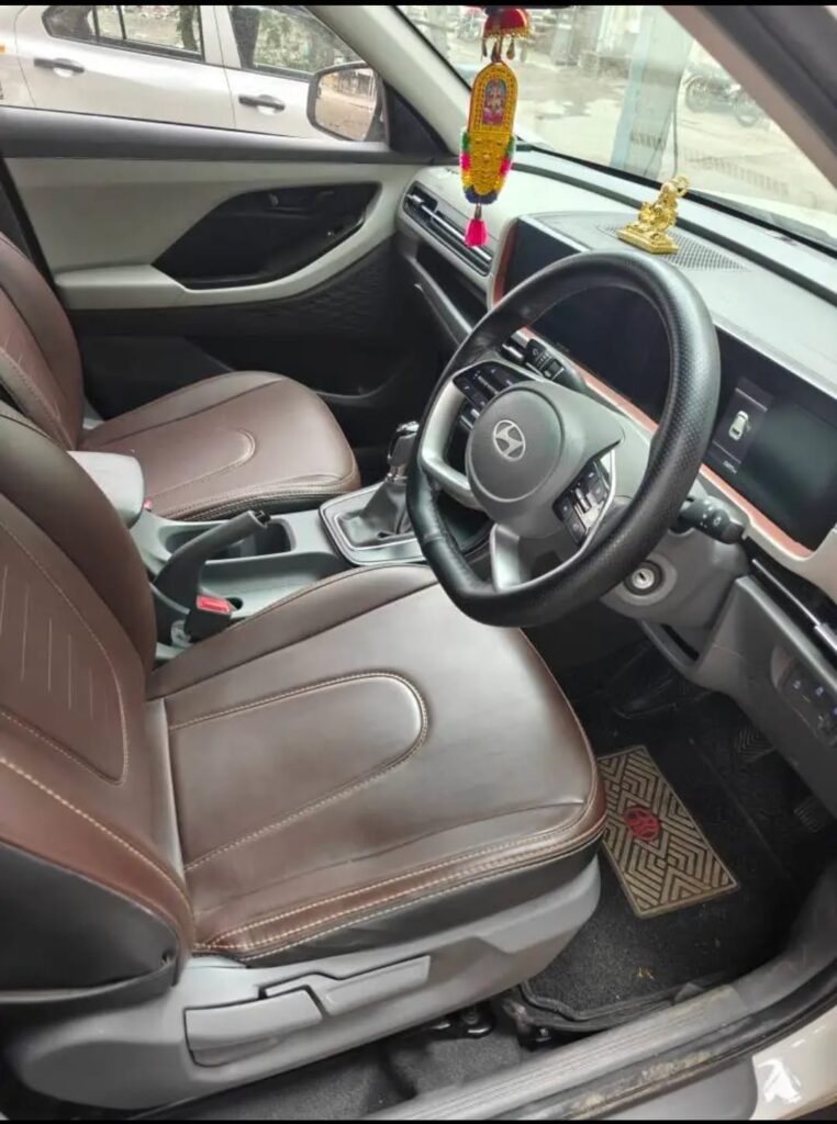 Hyundai Creta E Diesel interior